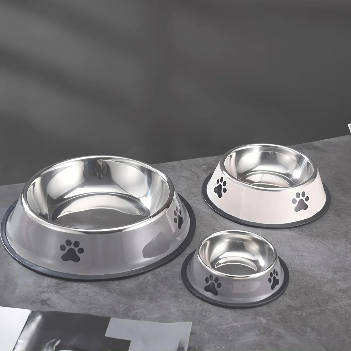 1PC Stainless Steel Pet Bowl – Anti-Fall Food Bowl for Dogs & Cats